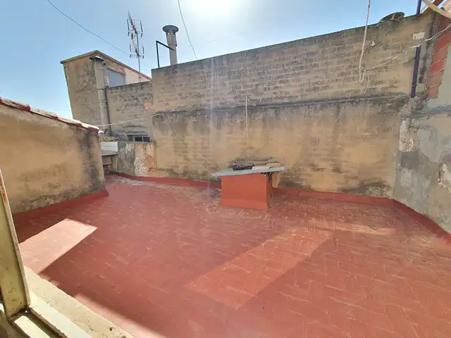Terrassa de Casa adosada en venda en Castellnovo amb Terrassa, Traster i Balcó