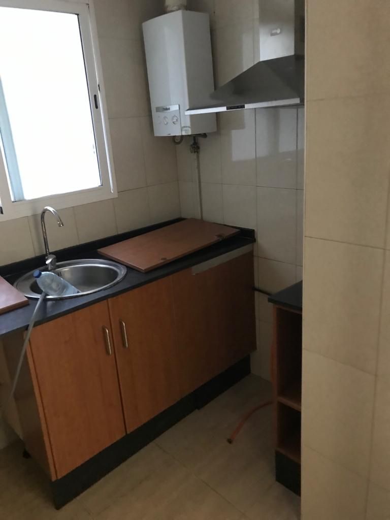 Kitchen of Flat to rent in  Valencia Capital  with Air Conditioner and Heating