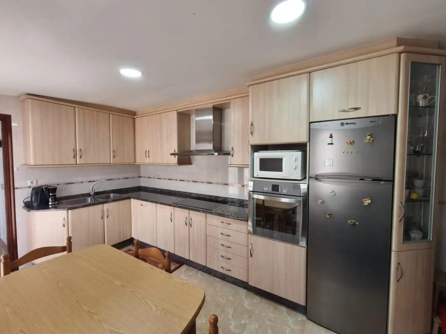 Cocina de Casa o chalet en venta en Ribeira con Calefacción