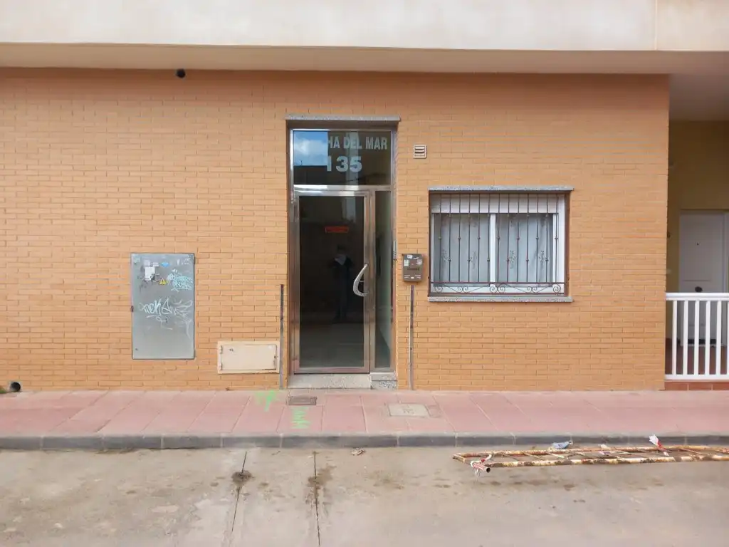 Außenansicht von Garage zum Verkauf in Los Alcázares