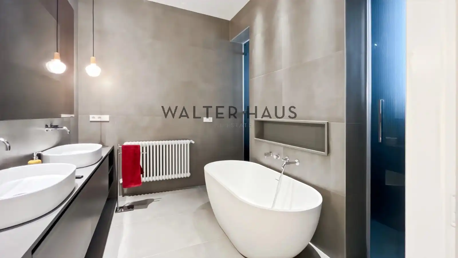 Baño de Piso de alquiler en Barcelona con Aire acondicionado, Calefacción y Terraza