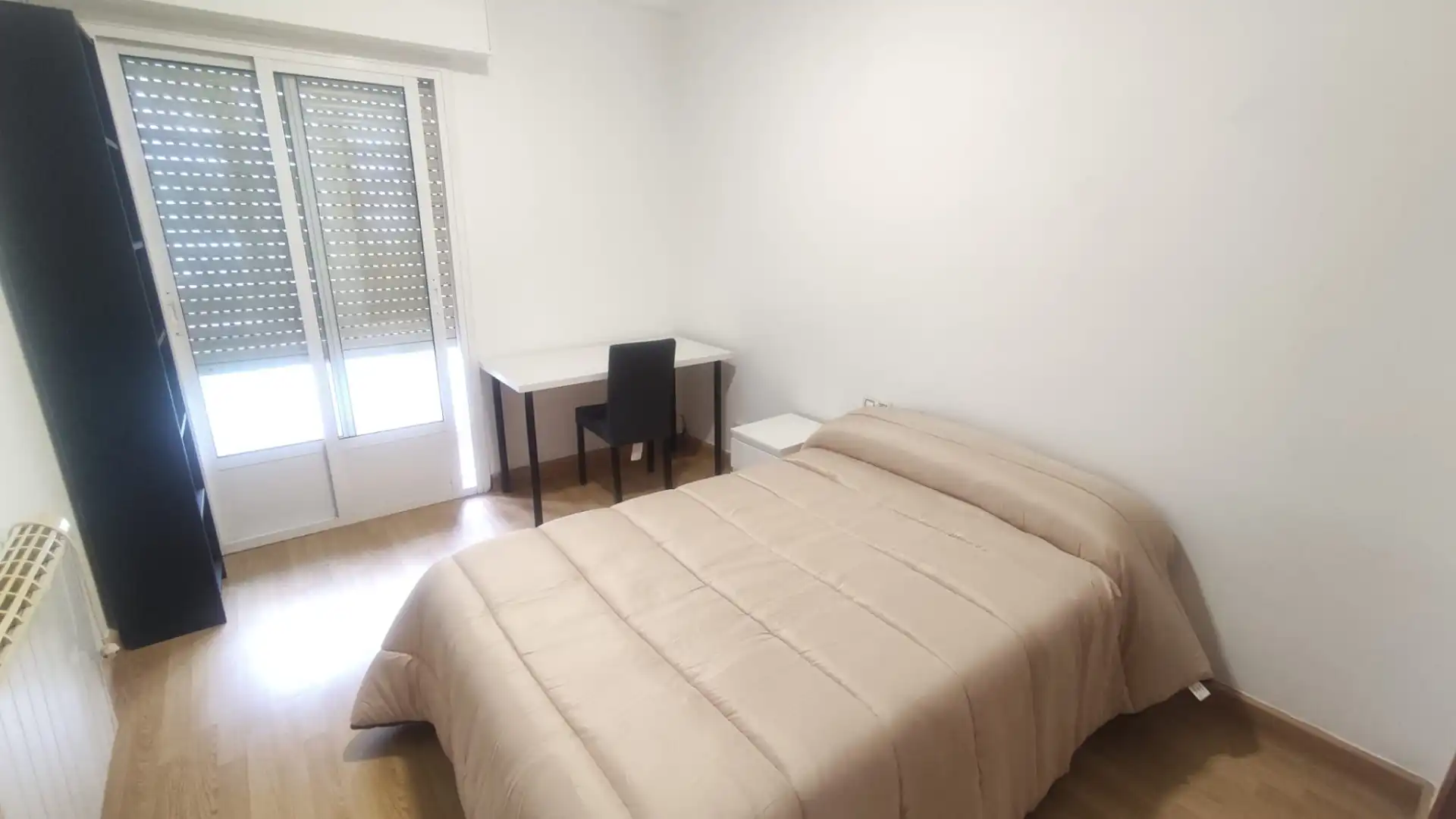 Schlafzimmer von Wohnung zur Miete in Ourense Capital  mit Heizung, Möbliert und Ofen