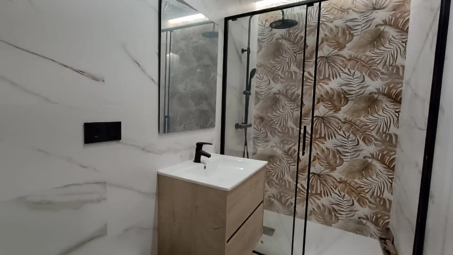Baño de Apartamento en venta en Garrido