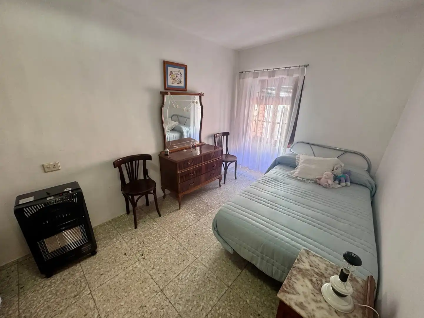 Habitación de Casa adosada de alquiler en Baltanás con Calefacción, Terraza y Trastero