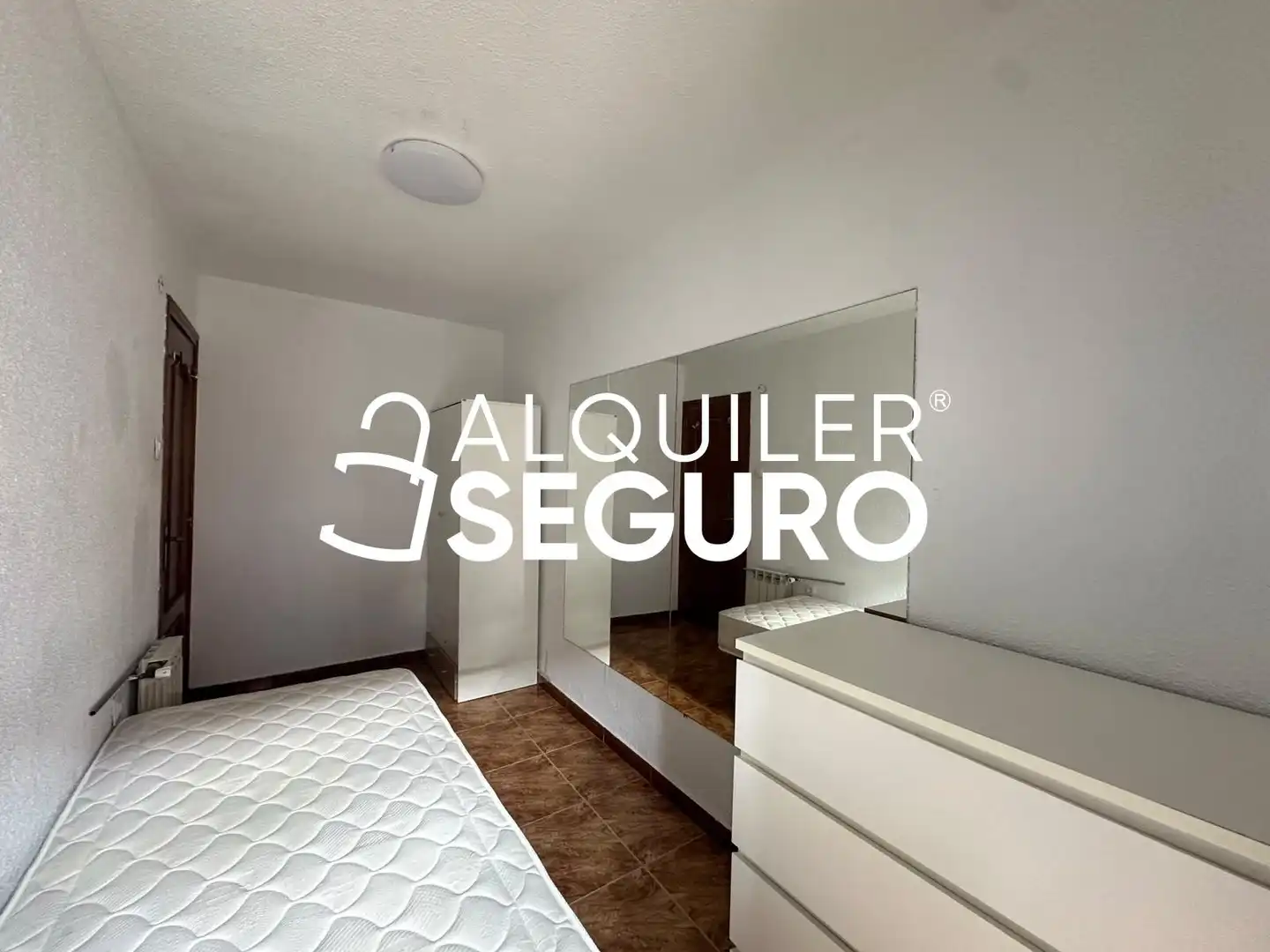 Bedroom of Flat for rent in Ciudad Lineal