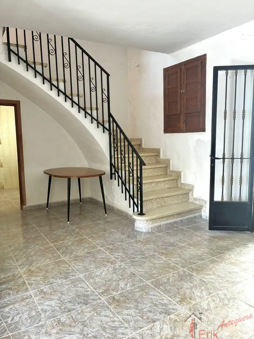 Detached homes for sale in Antequera  with Terrace, Storage room and Balcony