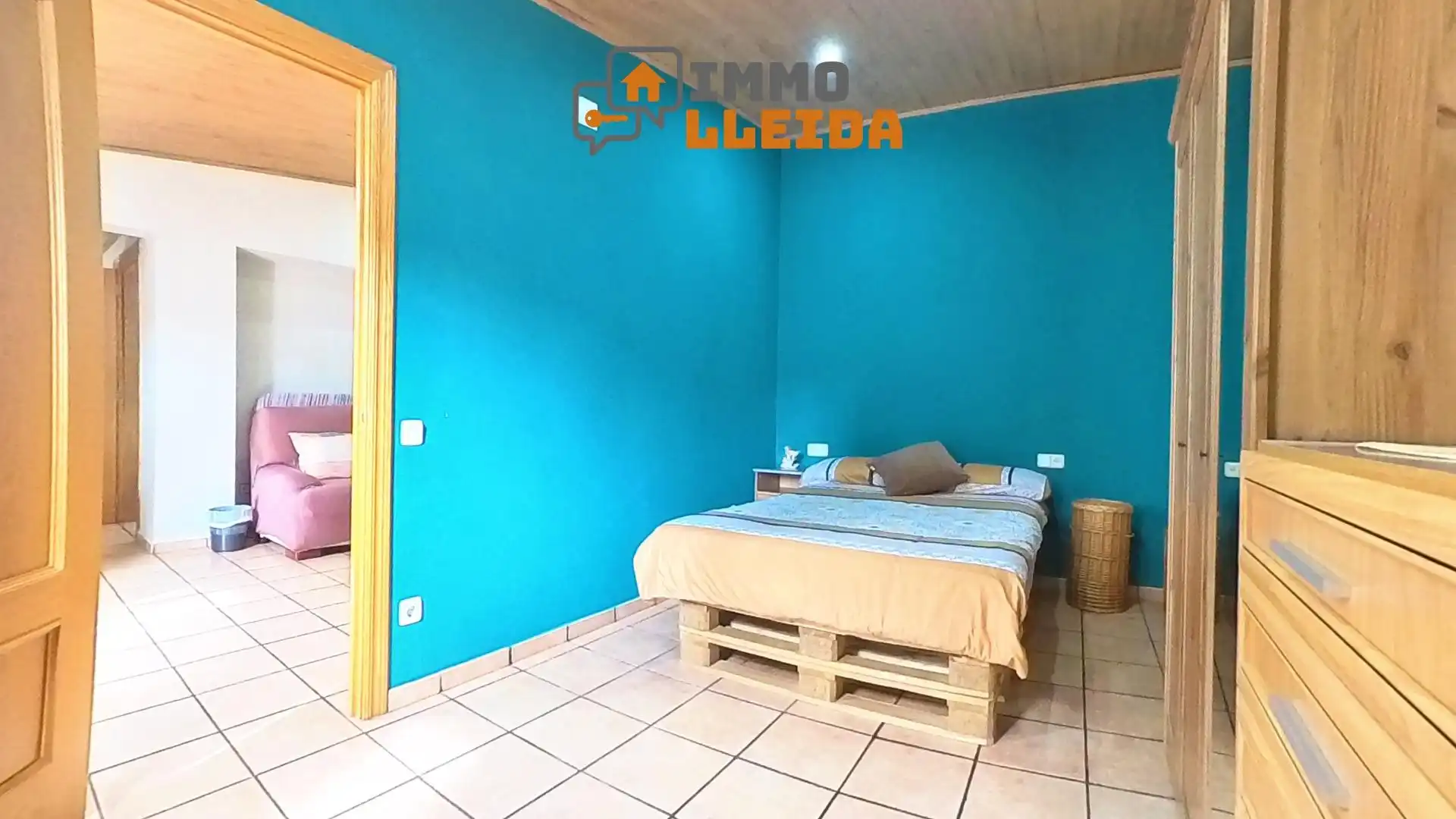 Bedroom of Detached homes for sale in Camarasa  with Terrace, Storage room and Furnished