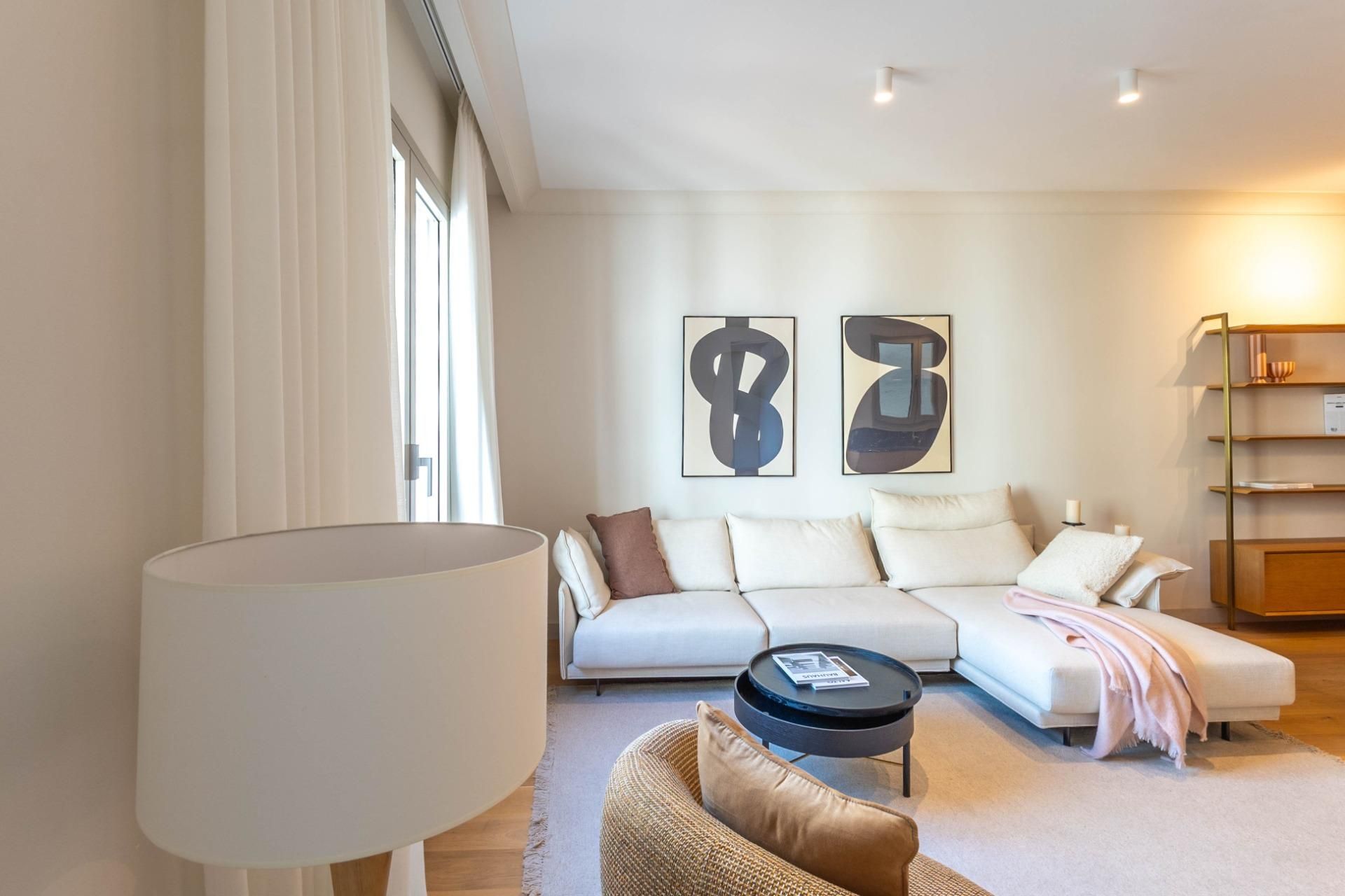Living room of Flat for sale in  Barcelona Capital  with Air Conditioner, Heating and Balcony