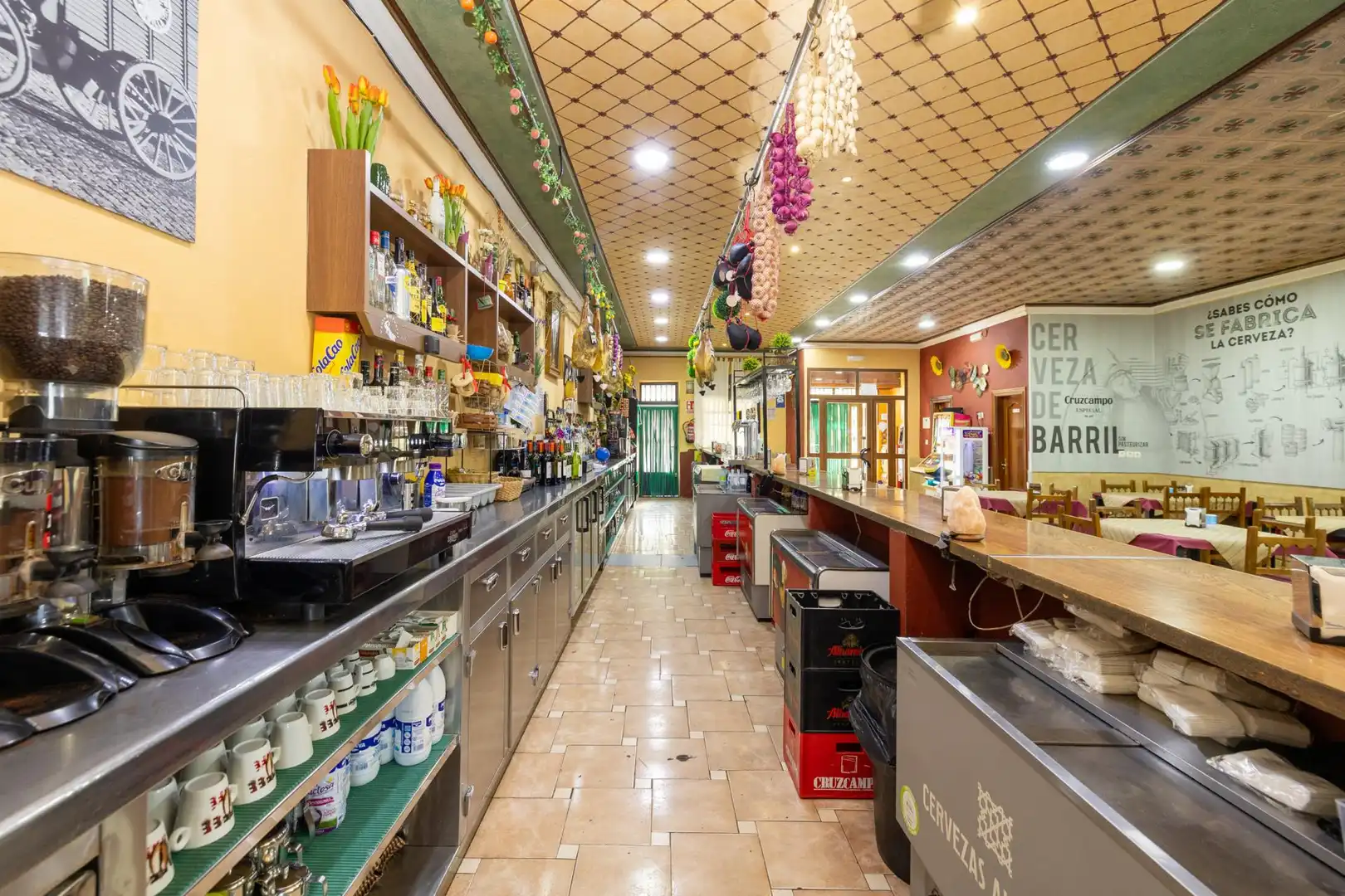 Local en venta en Huélago