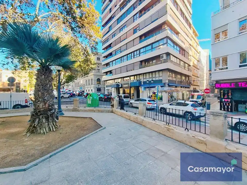 Local comercial en traspàs a Centro, imagen 5