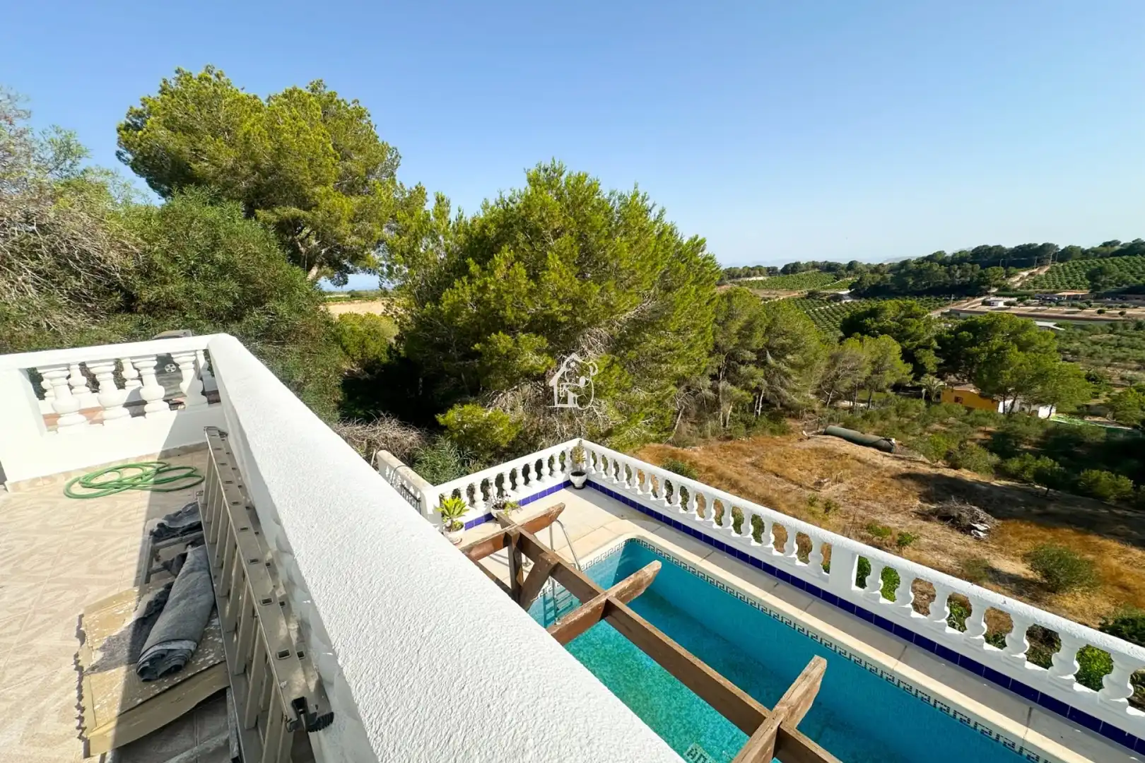 Schwimmbecken von Country house zur Miete in Pilar de la Horadada mit Privatgarten, Terrasse und Abstellraum
