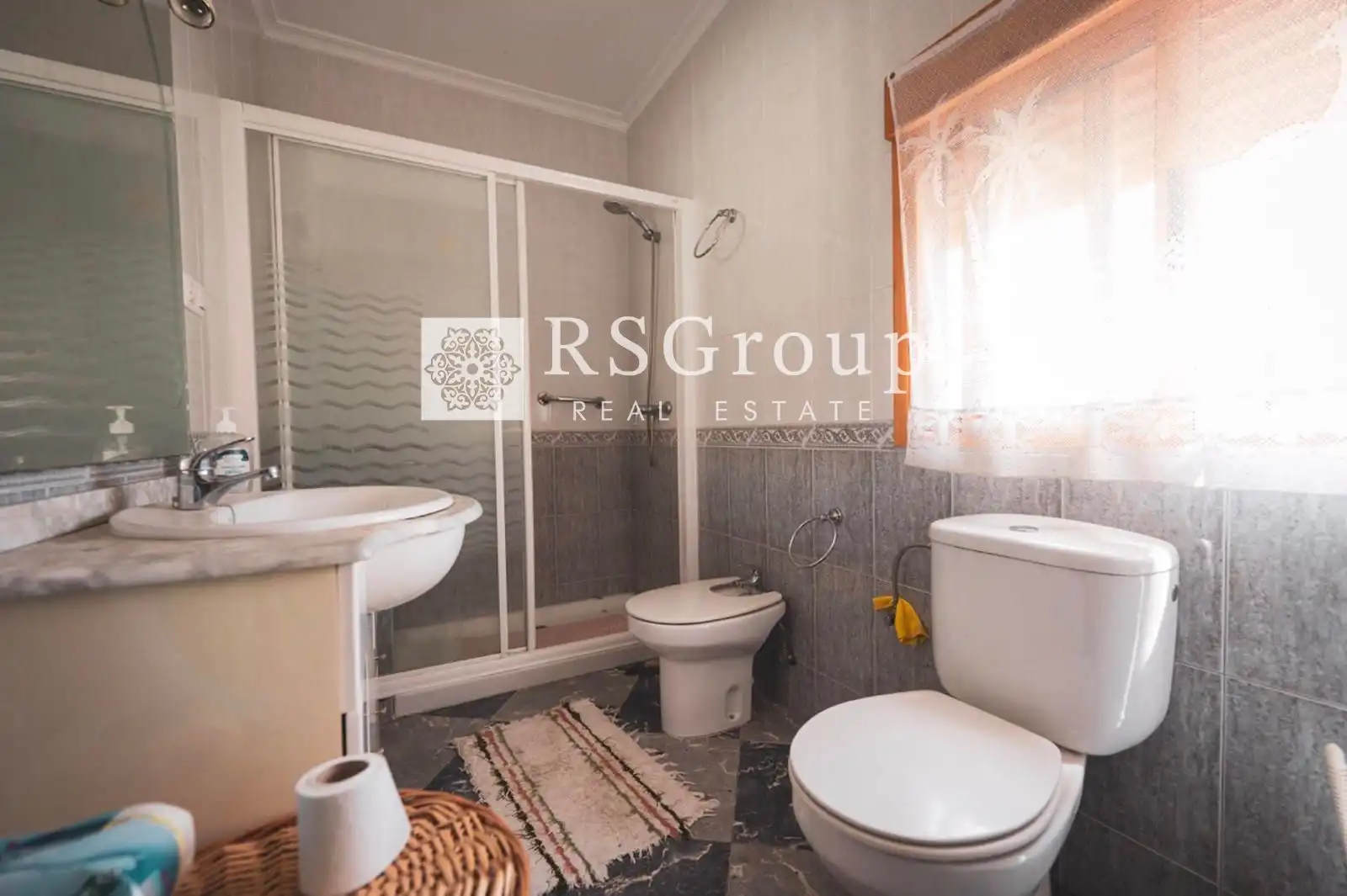 Baño de Casa o chalet en venta en Cala con Piscina y Piscina comunitaria