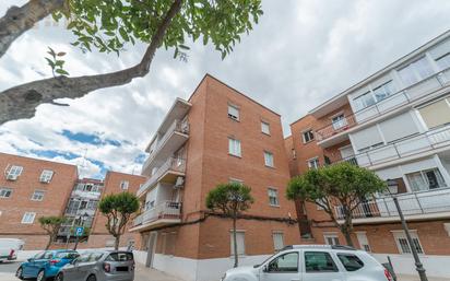 Vista exterior de Pis en venda en Villaviciosa de Odón amb Aire condicionat, Calefacció i Terrassa