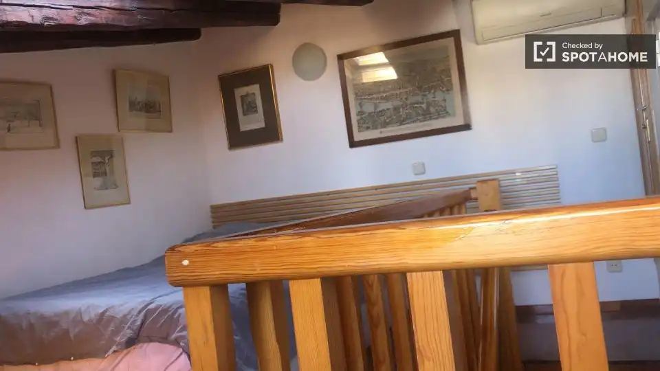Appartamento con terrazza in affitto a Centro, imagen 12