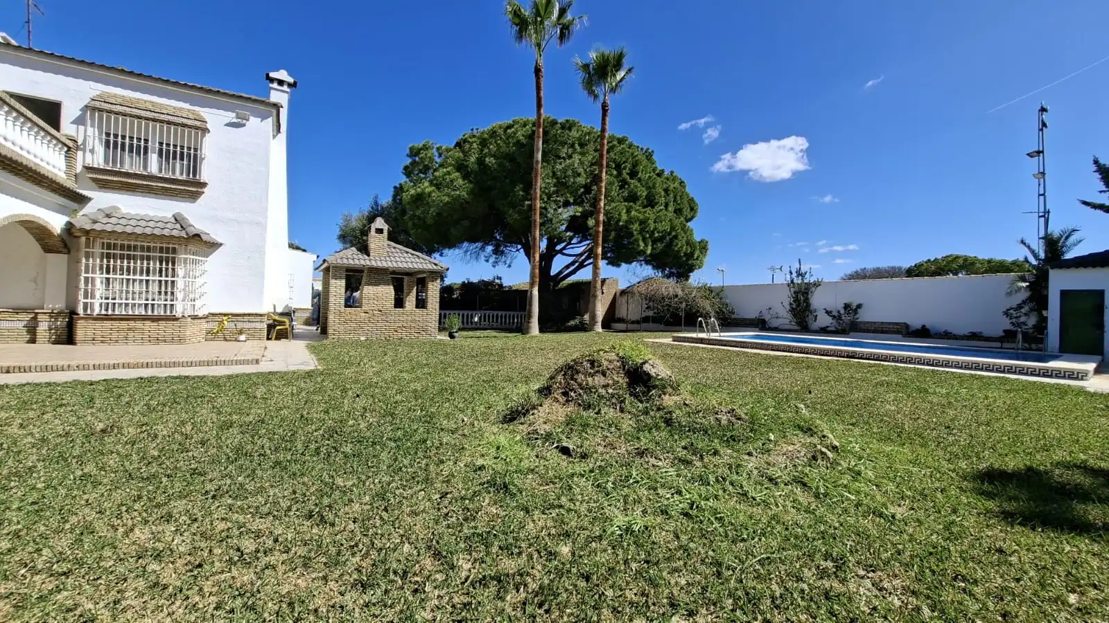 Casa o xalet en venda a Camino del Antilope, 7, Las Lagunas - Campano