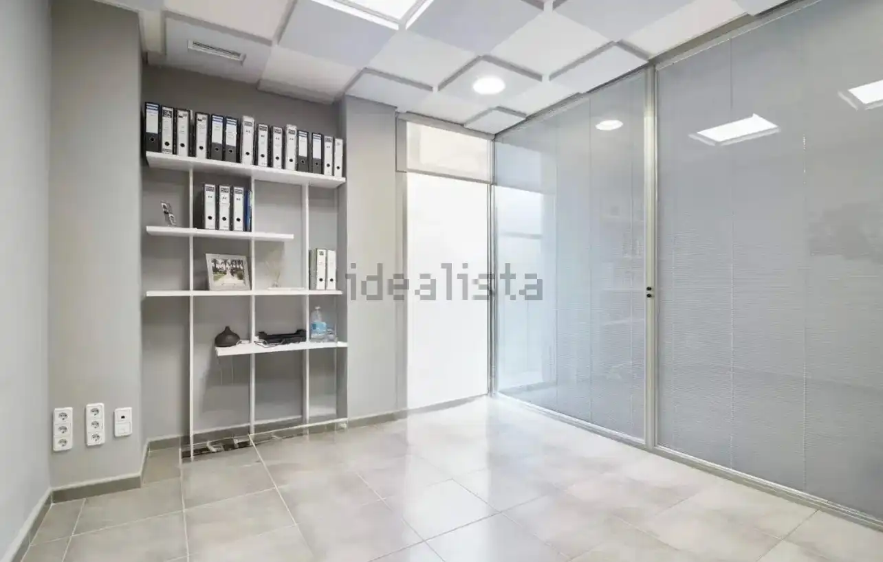 Locale commerciale in vendita a Carrer Juan Sebastián Elcano, imagen 11