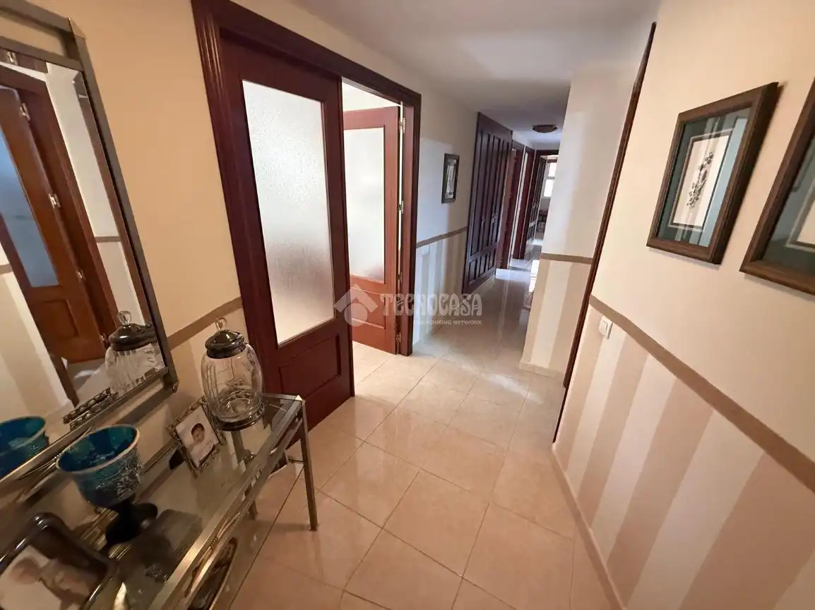 Piso en venta en Estepona con Balcón