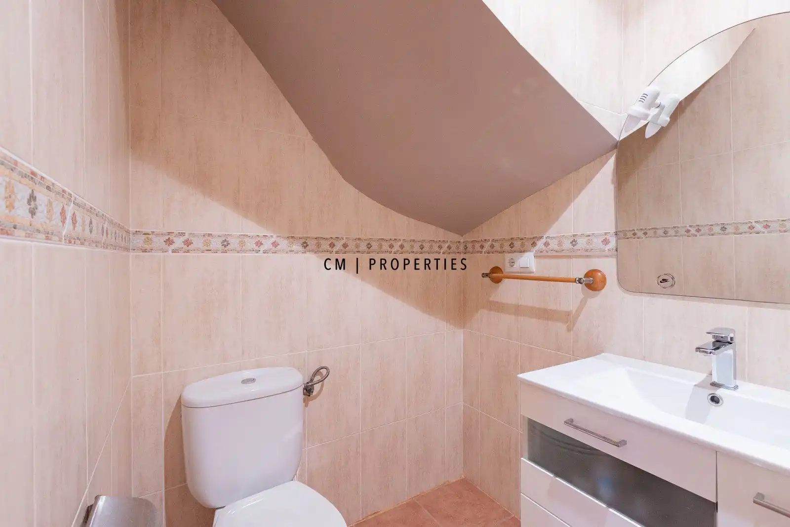 Bathroom of Detached homes for sale in Sagunto / Sagunt  with Air Conditioner, Terrace and Oven