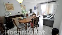 Living room of Flat for sale in  Valencia Capital  with Air Conditioner and Balcony