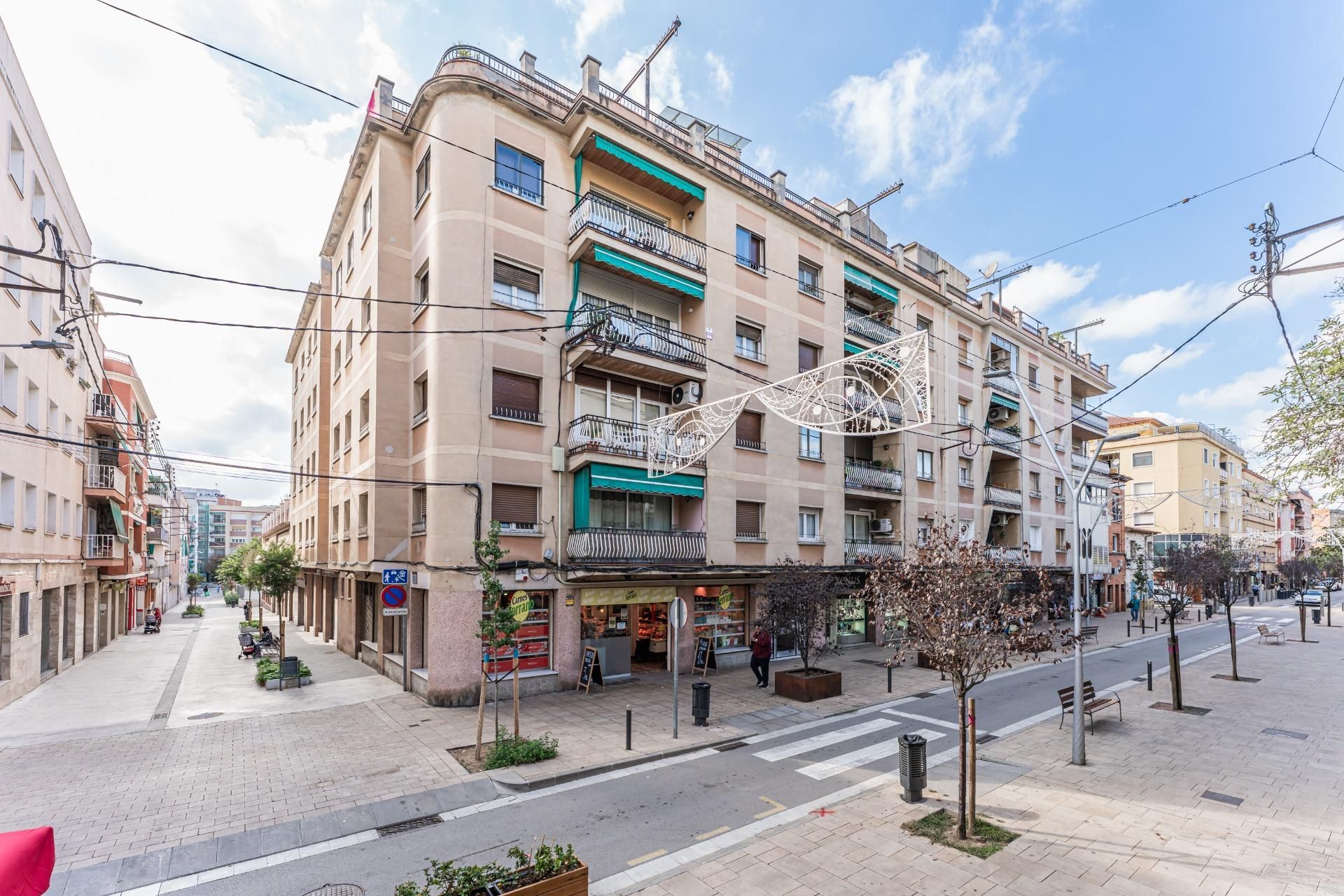 Exterior view of Flat for sale in Mollet del Vallès  with Parquet flooring and Balcony