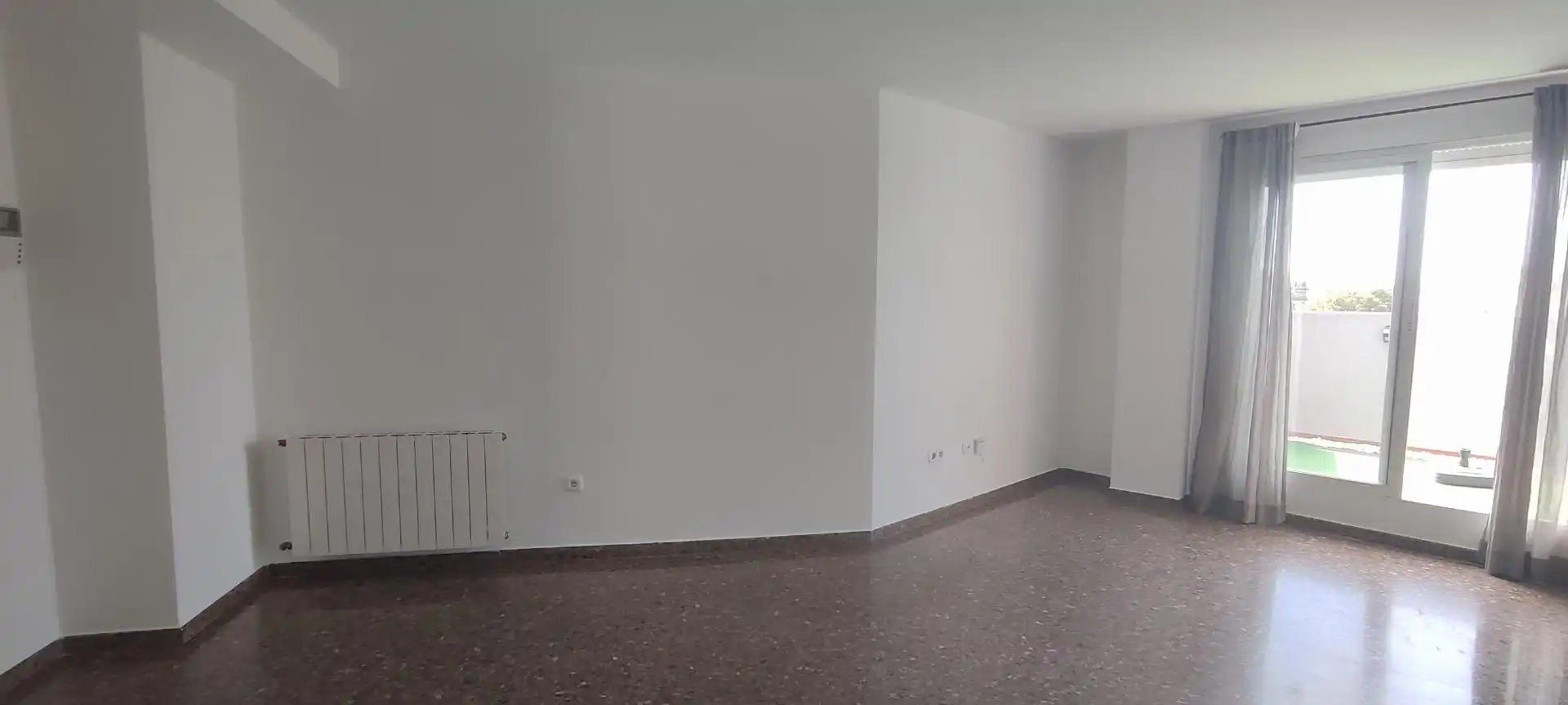 Attic for rent in Torrent  with Heating and Terrace