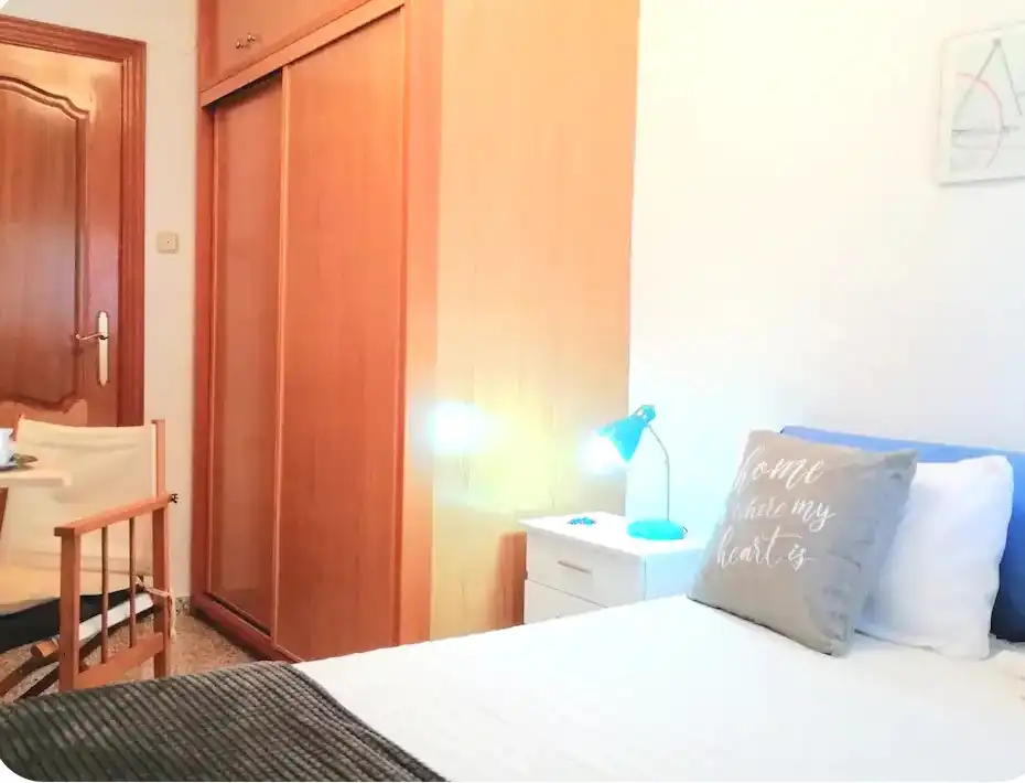 Bedroom of Flat for rent in Granada  with Air Conditioner, Heating and Terrace