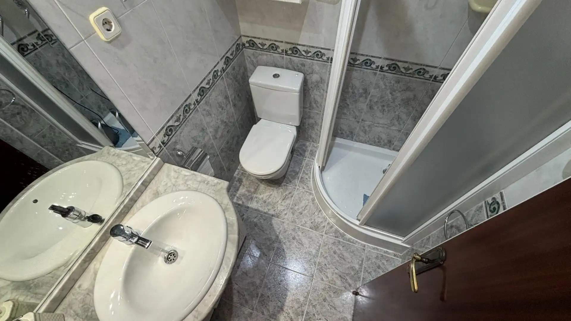 Baño de Piso en venta en Barcelona con Aire acondicionado, Amueblado y Balcón