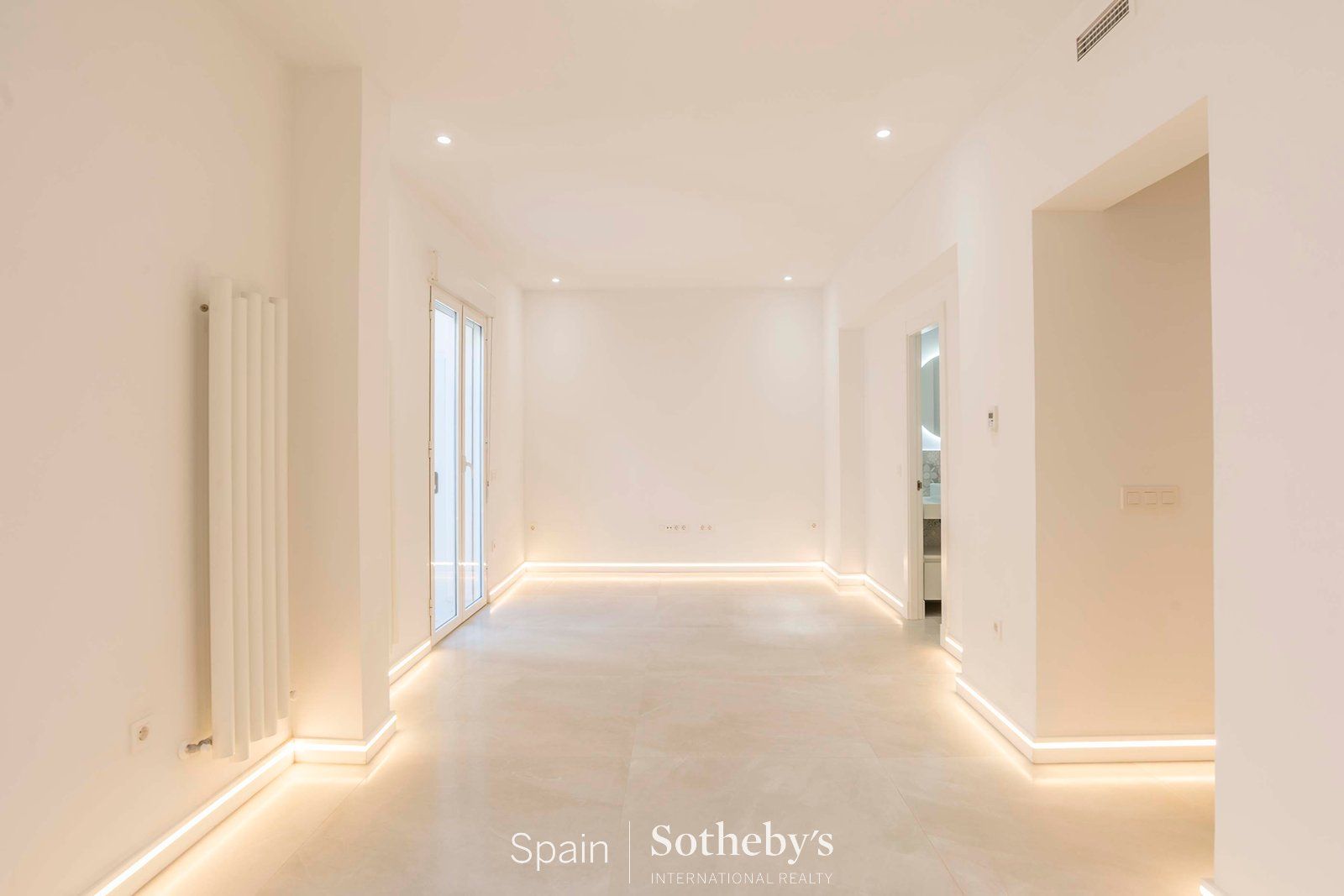 Apartamento en venta en  Madrid Capital con Aire acondicionado, Calefacción y Terraza