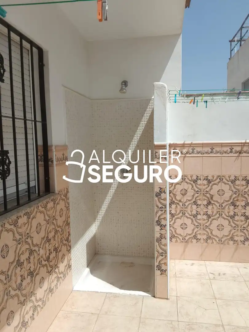 Baño de Casa o chalet de alquiler en Alcantarilla con Aire acondicionado, Calefacción y Trastero