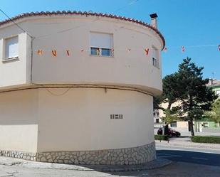 Vista exterior de Casa o xalet en venda en Talayuelas amb Terrassa i Balcó