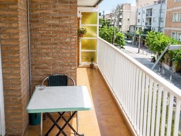 Piso con balcón en venta en Les Corts