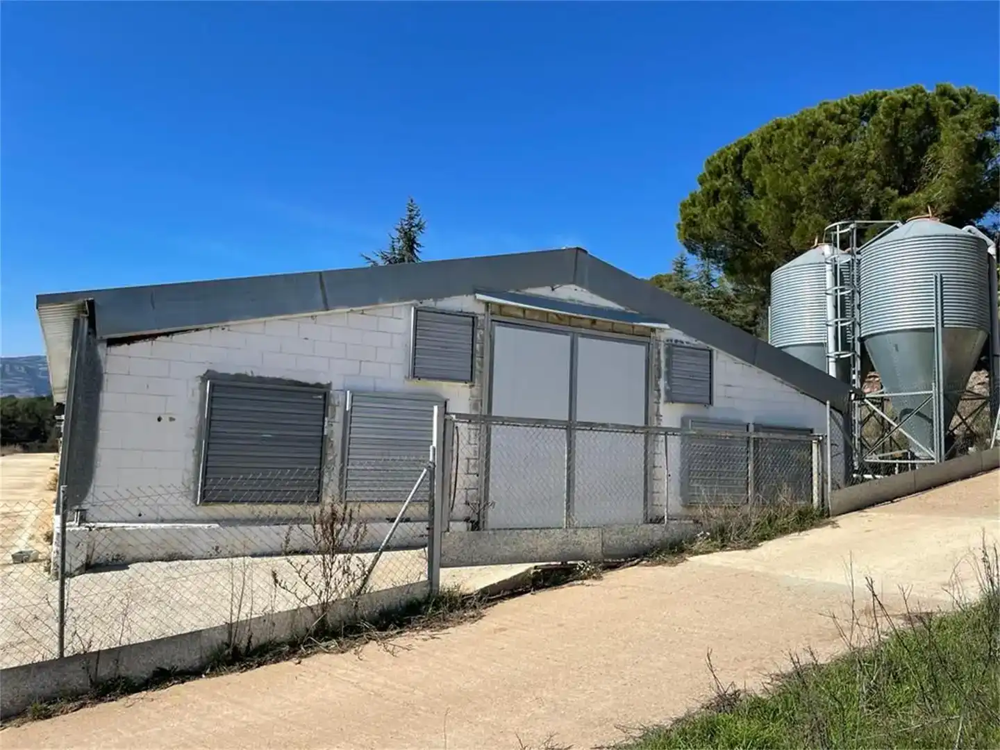 Vista exterior de Finca rústica en venda en Sant Llorenç Savall