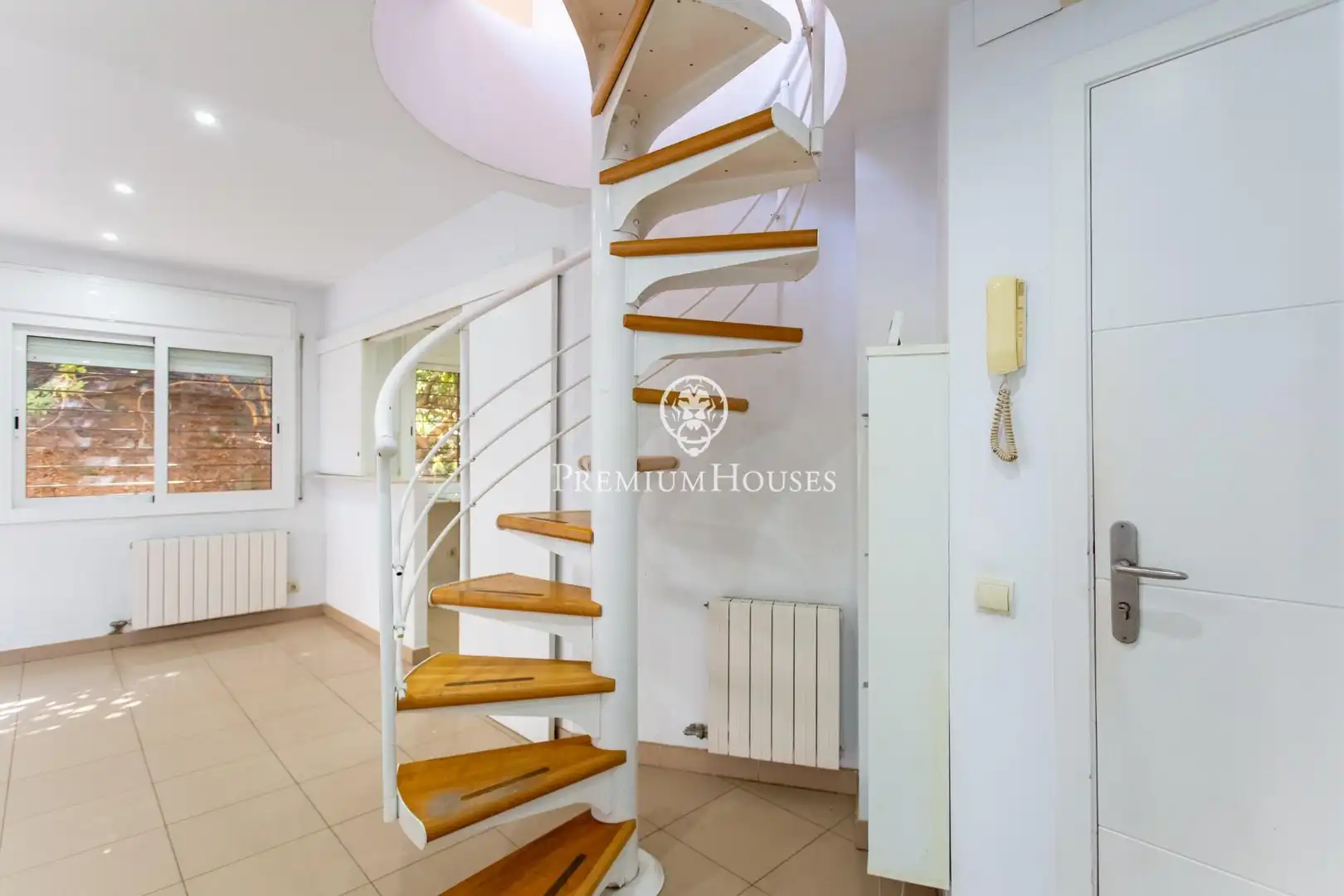 Maisonette zum Verkauf in Alella mit Heizung, Balkon und Alarm
