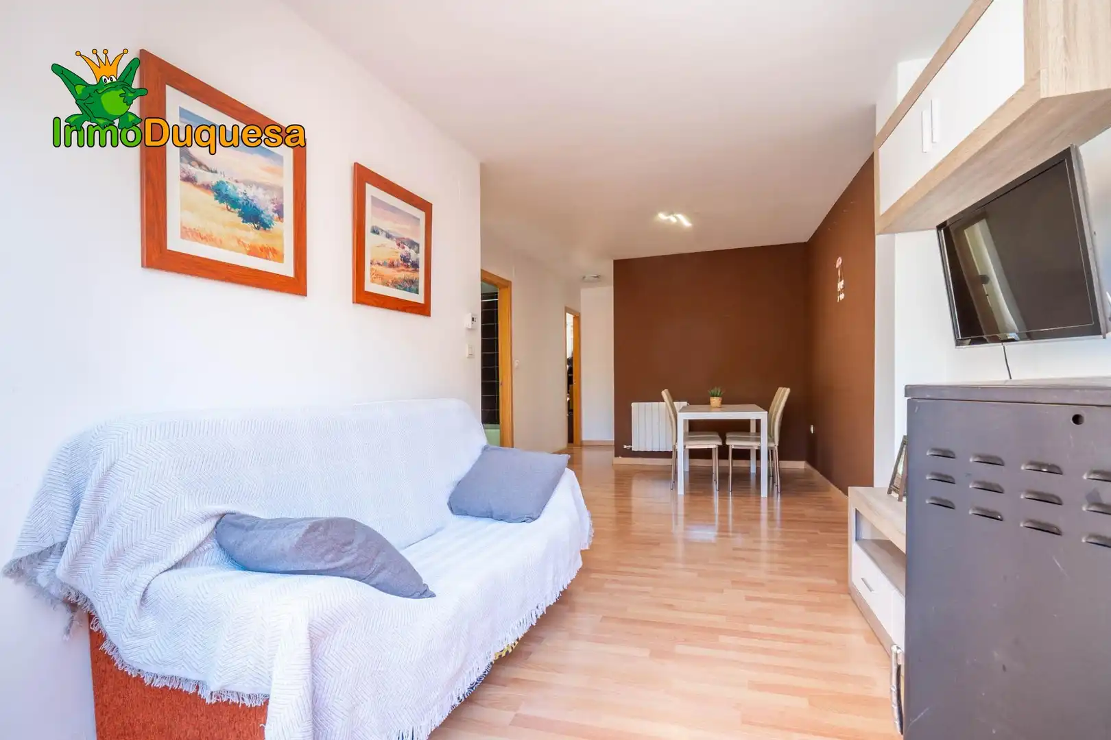 Sala d'estar de Pis en venda en La Zubia amb Calefacció i Terrassa