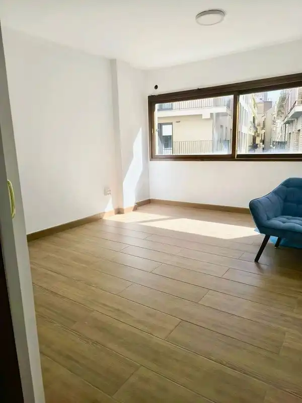 Office space with lift to rent in Calle Comedias 14