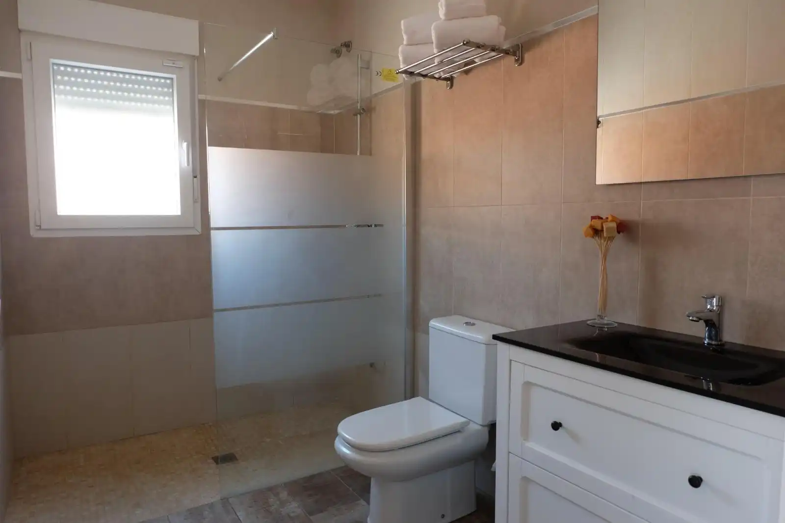 Bathroom of Houses for sale in Chiclana de la Frontera  with Private garden, Terrace and Storage room