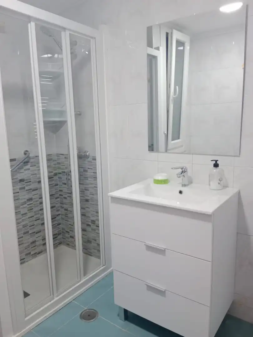 Flat for rent in Santander - CL HABANA, Cuatro Caminos
