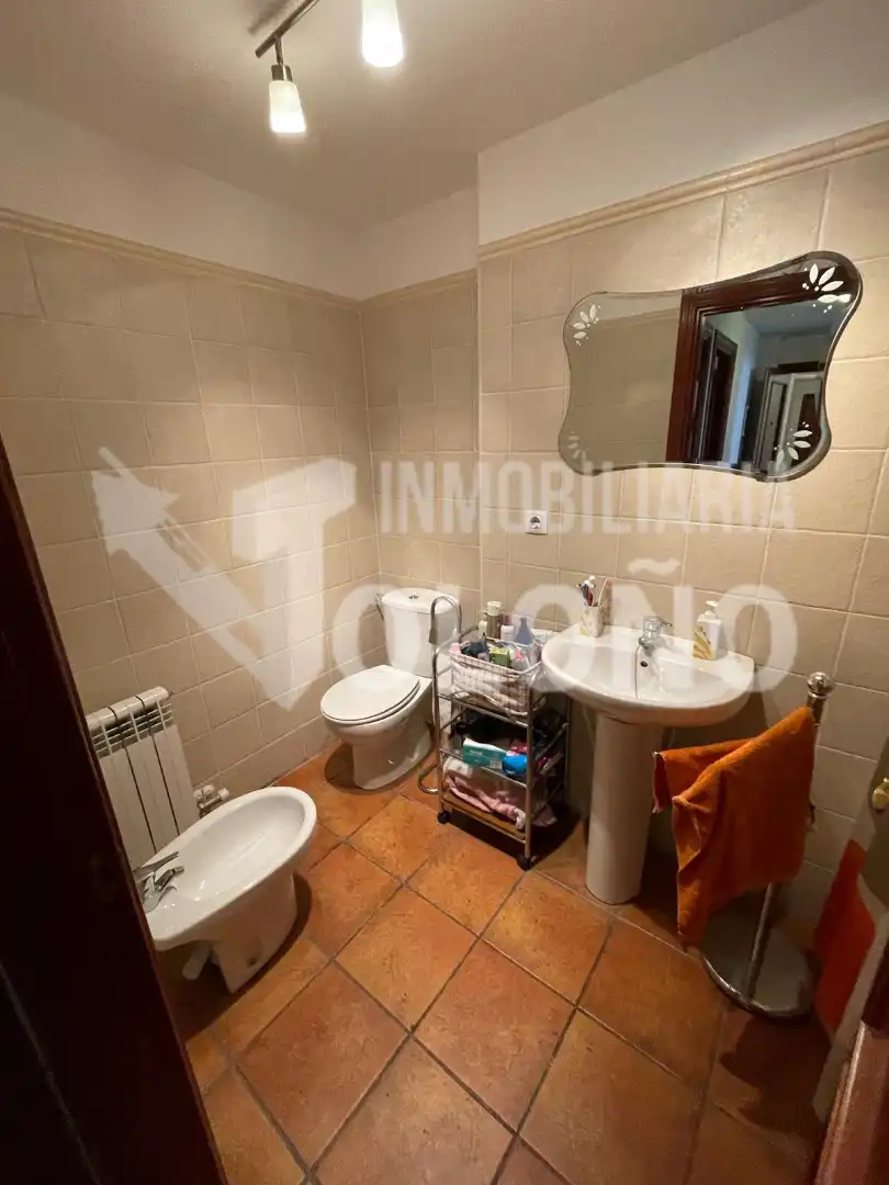 Baño de Apartamento en venta en Cihuri con Calefacción, Amueblado y Horno