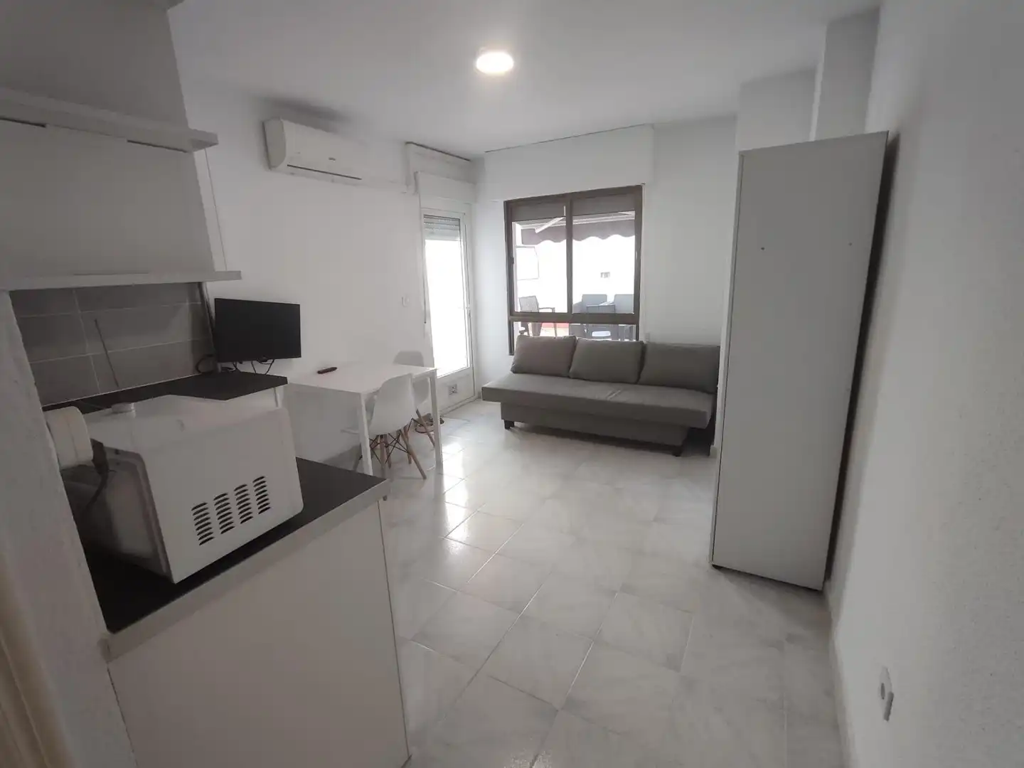 Sala de estar de Ático de alquiler en Torrevieja