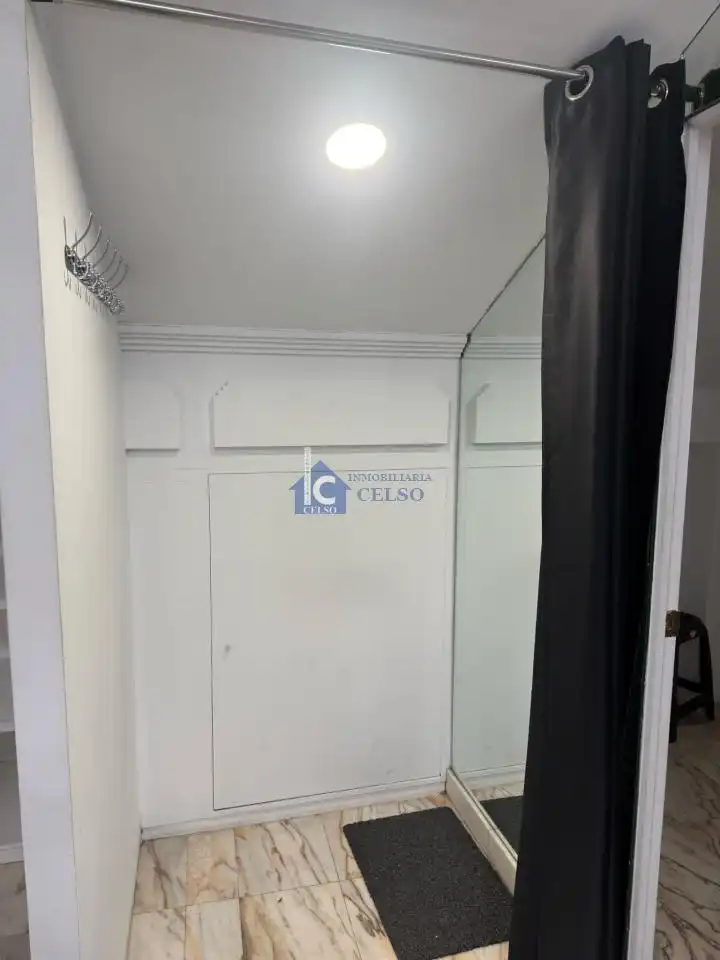 Gewerbefläche zum Verkauf in AVDA. ZAMORA, imagen 4