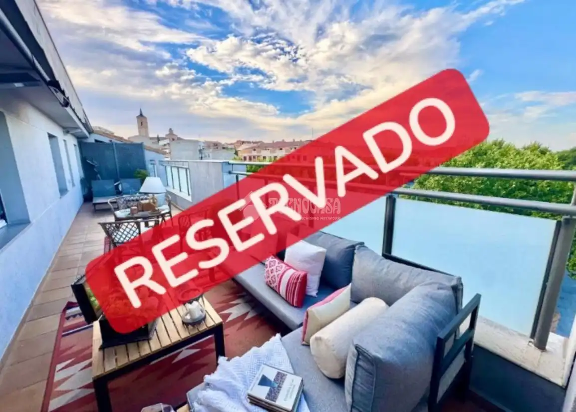 Terraza de Ático en venta en Cabanillas del Campo con Calefacción, Terraza y Amueblado