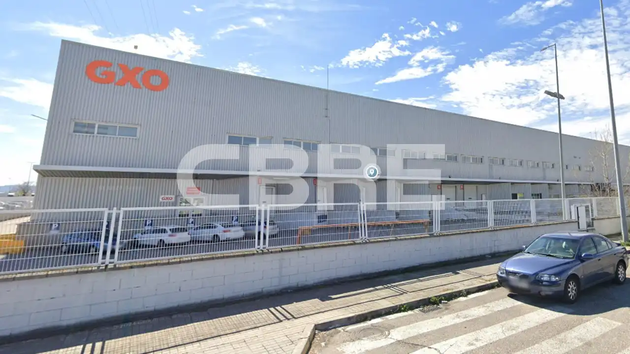 Industrial building to rent in Avenida del Río Henares 38, imagen 3