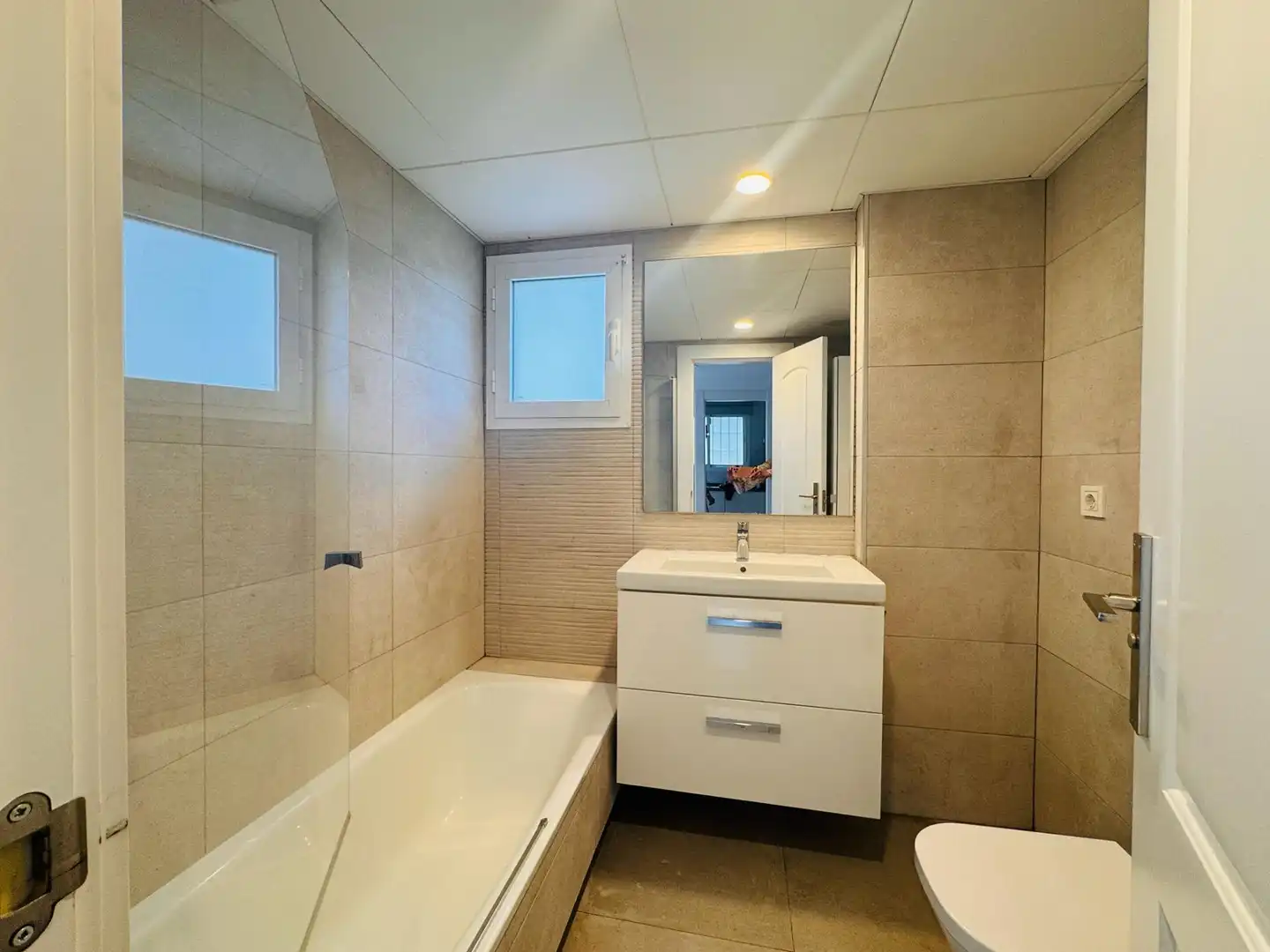 Bathroom of Apartments for sale in Marbella  with Heating, Terrace and Community pool