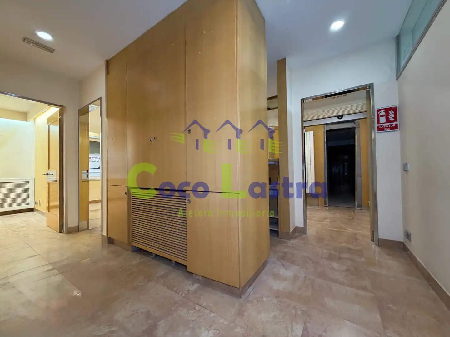 Office space with lift for sale in Calle Pozo Amarillo, imagen 18