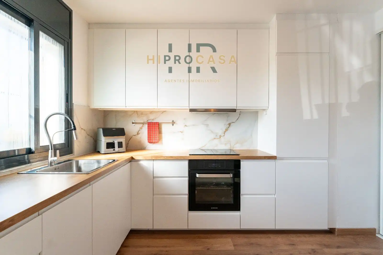Kitchen of Flat for sale in Vinyols i els Arcs  with Air Conditioner, Heating and Storage room