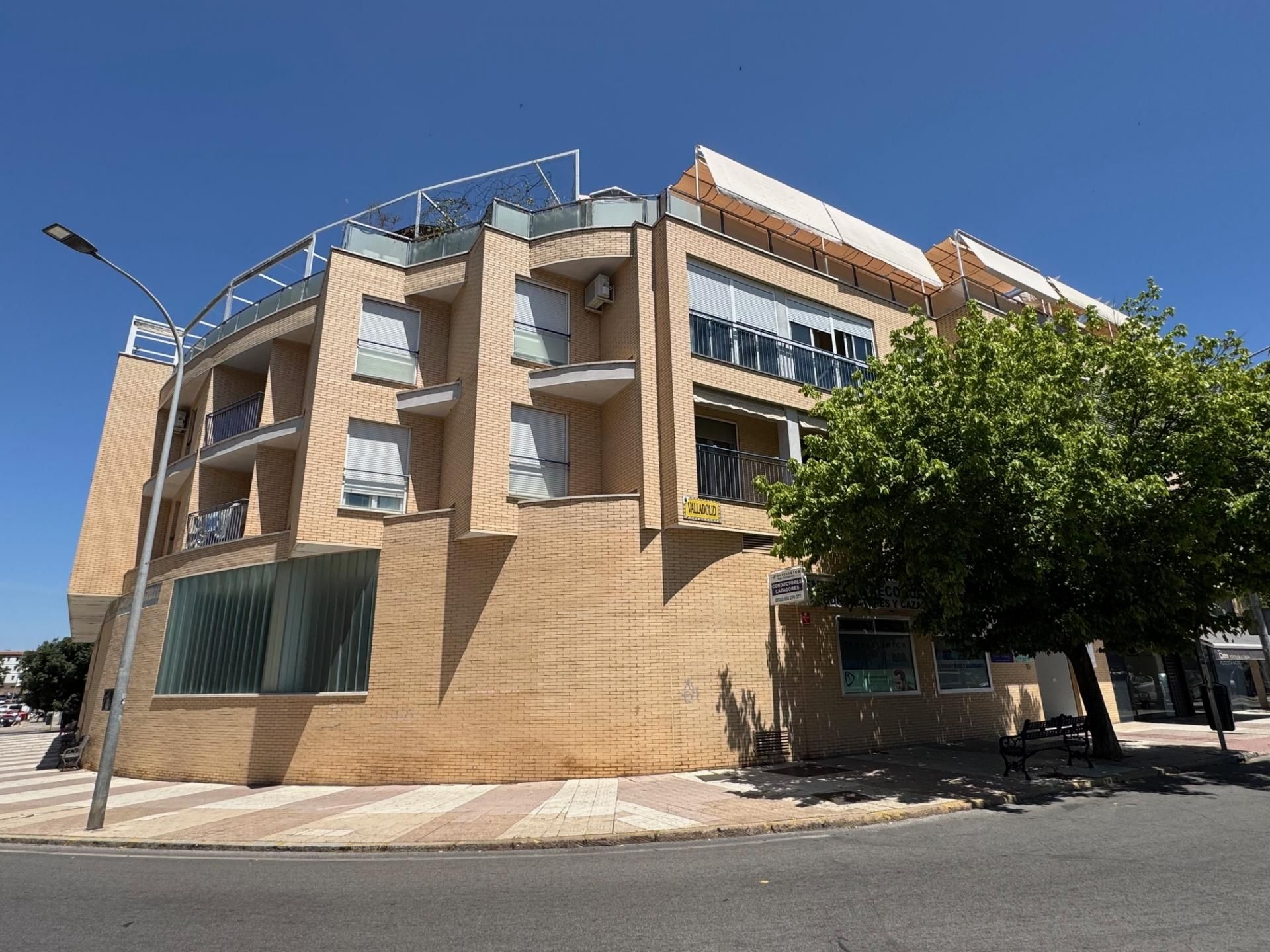 Vista exterior de Pis de lloguer en Badajoz Capital amb Aire condicionat i Calefacció