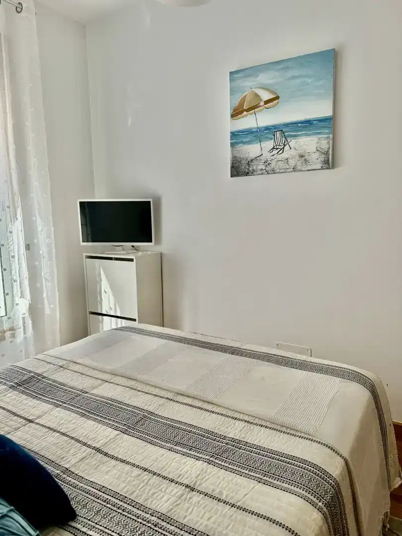 Bedroom of Flat for rent in Poio  with Parquet flooring, Storage room and Furnished
