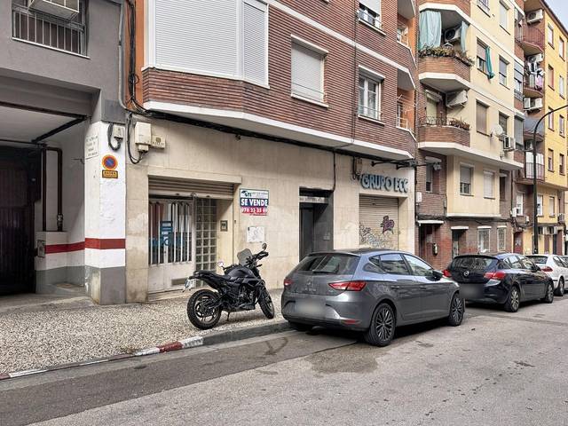 Local comercial en Venta en Calle de Nuestra Señora del Agua en Barrio de San José