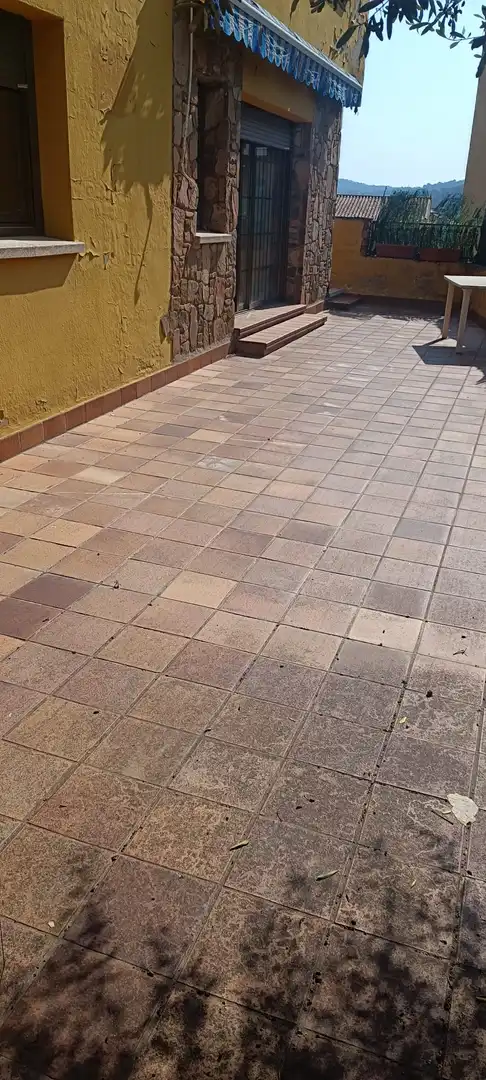 Terrassa de Casa o xalet en venda en Sant Celoni amb Calefacció, Terrassa i Forn