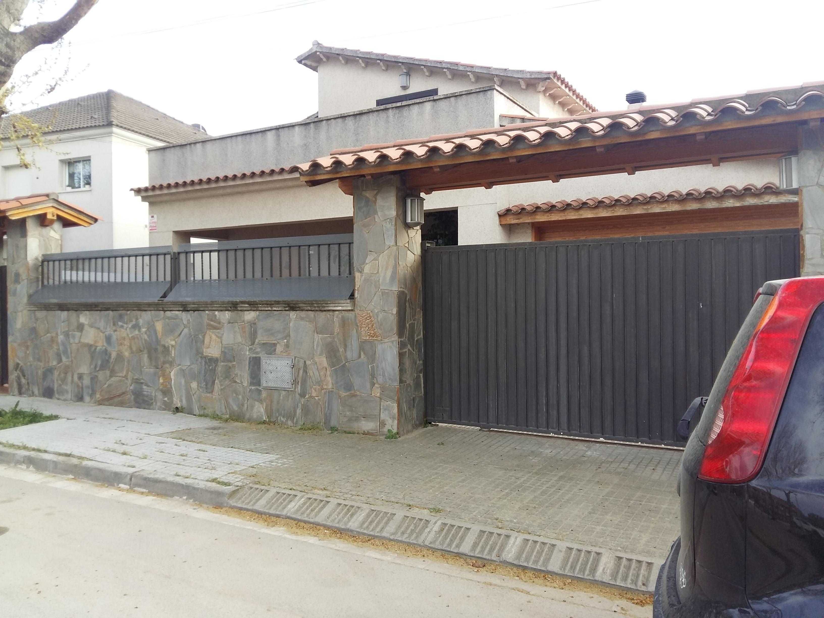 House or chalet for sale in C/ Asturies, Mira-sol